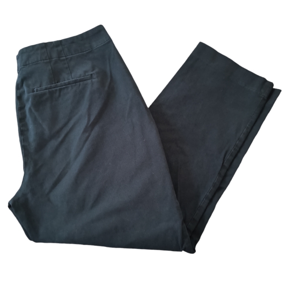 j.jill Black Cropped/Capri Pants Size 8